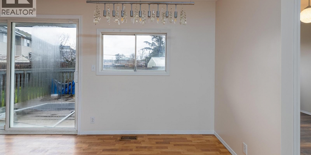 4821 PARK AVENUE Terrace Photo 12 4821 PARK AVENUE Terrace Photo 12